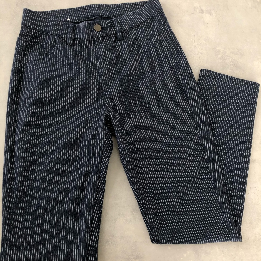 UNIQLO striped pants